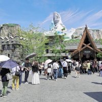 東京ディズニーシー「ファンタジースプリングス」開業１年　魔法の世界、アトラクションに長蛇の列　高橋社長「満足度高い」と手応え