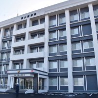 コメ盗んだ疑いで逮捕の男性不起訴