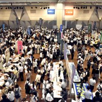 受験生進路相談に手応え　１５０校出展、７１５５人来場　千葉・幕張メッセで進学フェア　８月３日まで