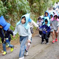 より高い所へ避難を‼　銚子の全小中学　津波防災の日に訓練