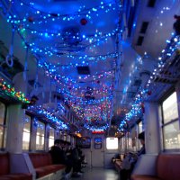 里山駆けるイルミ列車　小湊鉄道、沿線１０駅も飾り付け