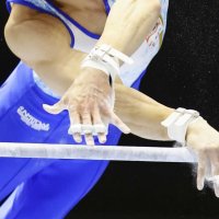 角皆鉄棒初Ｖ全日本種目別　体操
