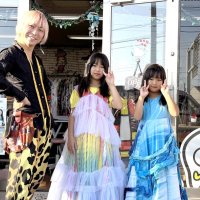 平和願い千羽鶴ドレス　子どもたち、輝く姿見て　１２月６日、君津でキッズファッションショー　【戦後８０年ちば】