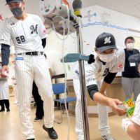 千葉ロッテ・唐川投手「いつも応援している」　がんと闘う子ども激励　成田赤十字病院