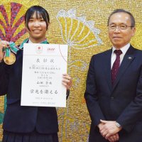 夢は「全国高校総体優勝」　山田さん１５０メートルＶ　Ｕ１６陸上女子　船橋市立御滝中３年