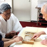 作柄や世情良い年に　館山　鶴谷八幡宮　農作物豊凶占う　伝統の筒粥神事