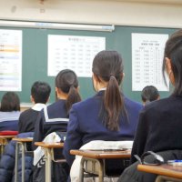 いざ本番、期待と緊張胸に　千葉県内公立高入試スタート　「頑張る」「いつも通りに」　保護者らエール、３月３日合格発表　