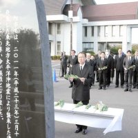 大震災１５年、防災へ決意　千葉県内最大の津波被害・旭で献花、黙とう　【大震災ちば１５年】