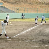 銚子のまちに球春到来　地元２高が恒例親善試合