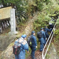 山岳遭難想定し合同訓練　消防、観光協会と協力　君津署と鴨川署