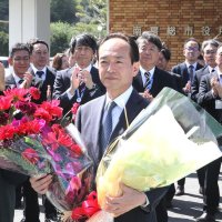 南房総・石井市長退任　５期２０年最後に「一致団結」訓示