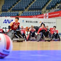 フランスと戦い快勝した日本＝４月３０日、千葉市中央区の千葉ポートアリーナ
