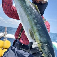 鹿島沖でゲットしたワラサ（写真は「幸栄丸」提供）

