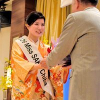 壮行会で意気込みを語る加藤さん（左）＝成田市